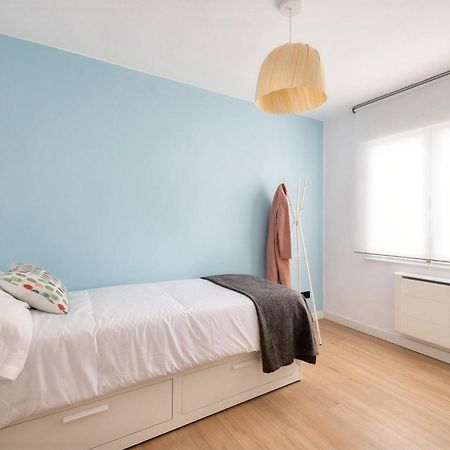 Ana Maria Tranquilo, Ideal Familias Gijon Exterior photo