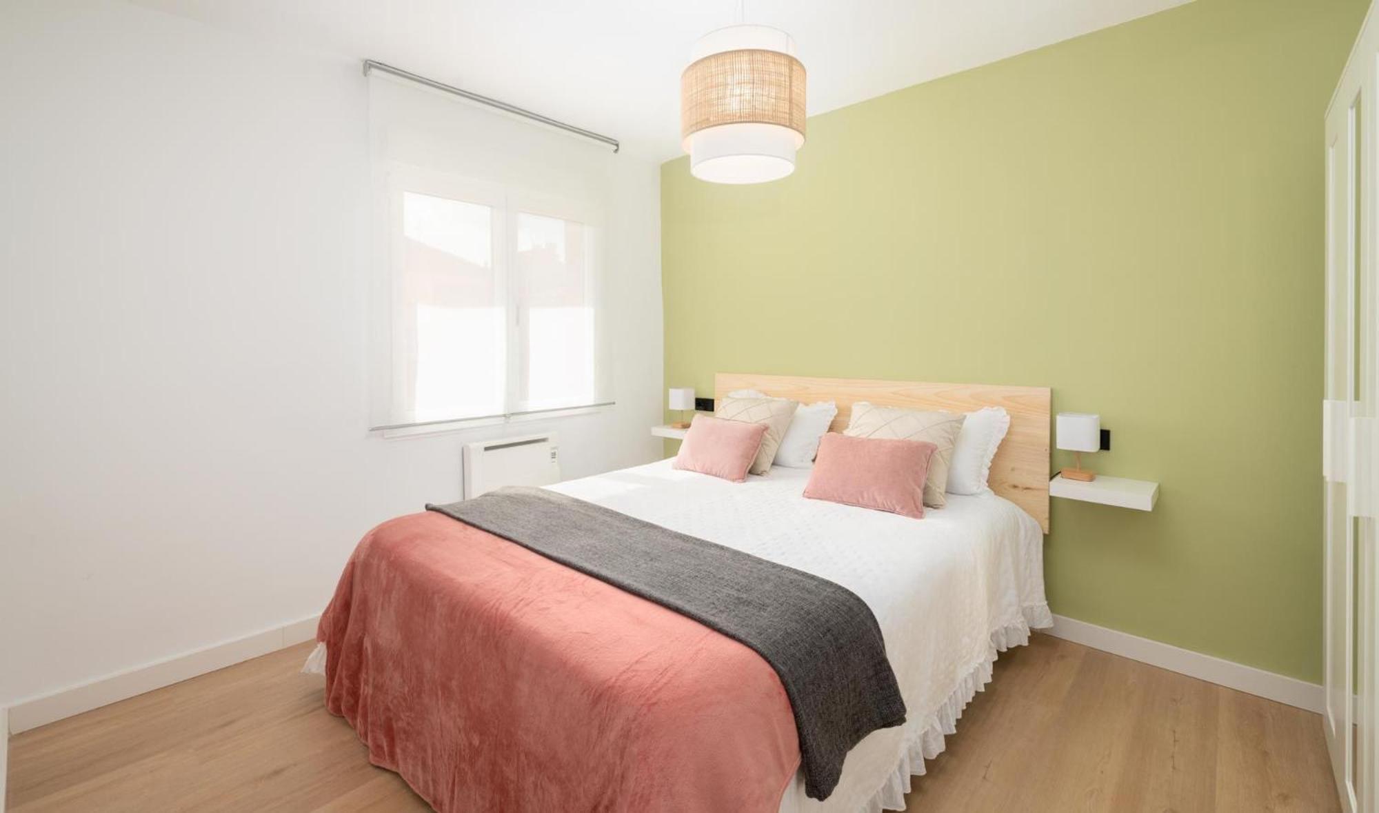Ana Maria Tranquilo, Ideal Familias Gijon Exterior photo
